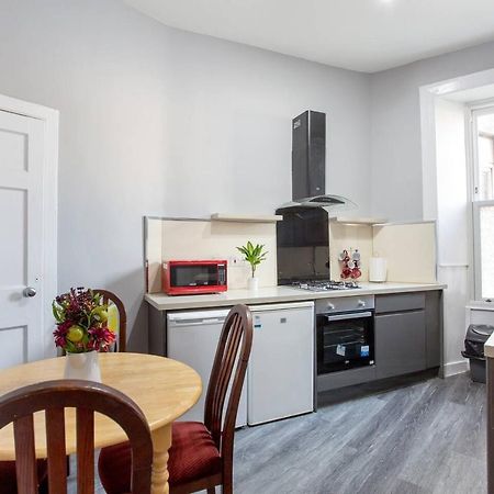 Stunning 2-Bed Apartment In Central Edinburgh Ngoại thất bức ảnh